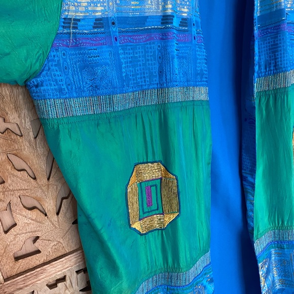 Beautiful Caftan/Duster. Great belted or open. Sizes 0-16. Pastel heaven - Picture 8 of 9